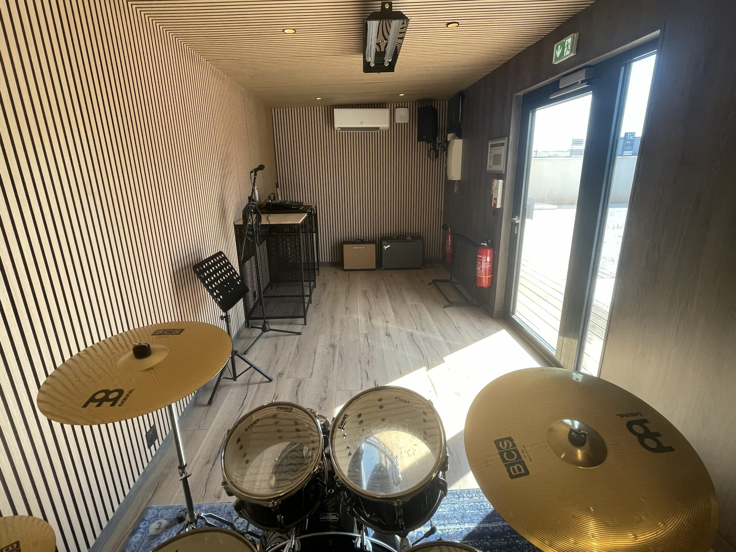 Intérieurs du studio de répétition de Montélimar